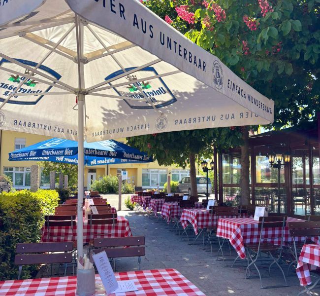 Biergarten im Hotel Restaurant Krone in Bayern